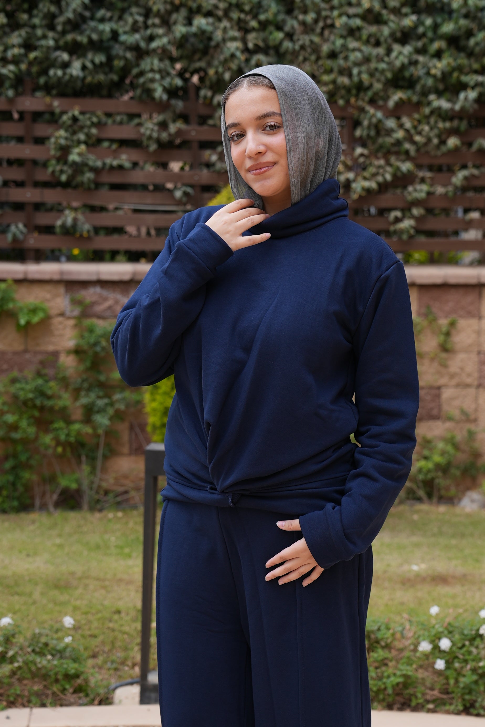 Front knot Melton Set for Women