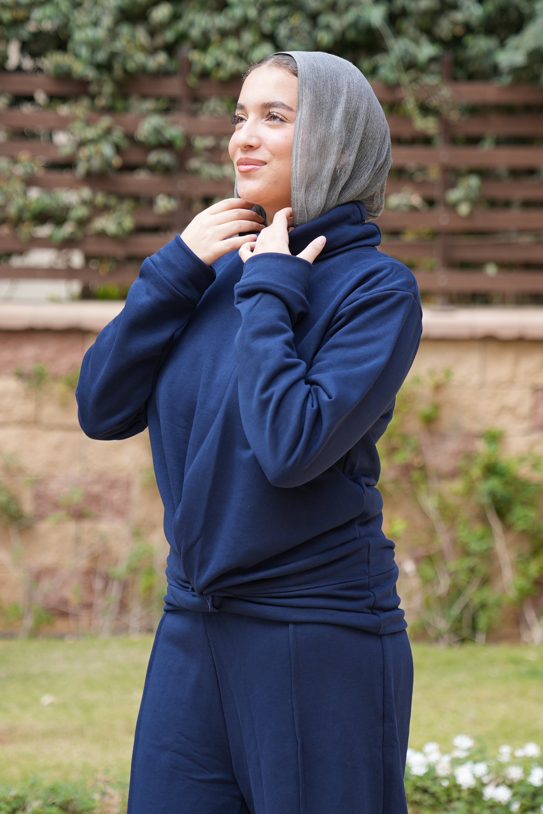 Front knot Melton Set for Women