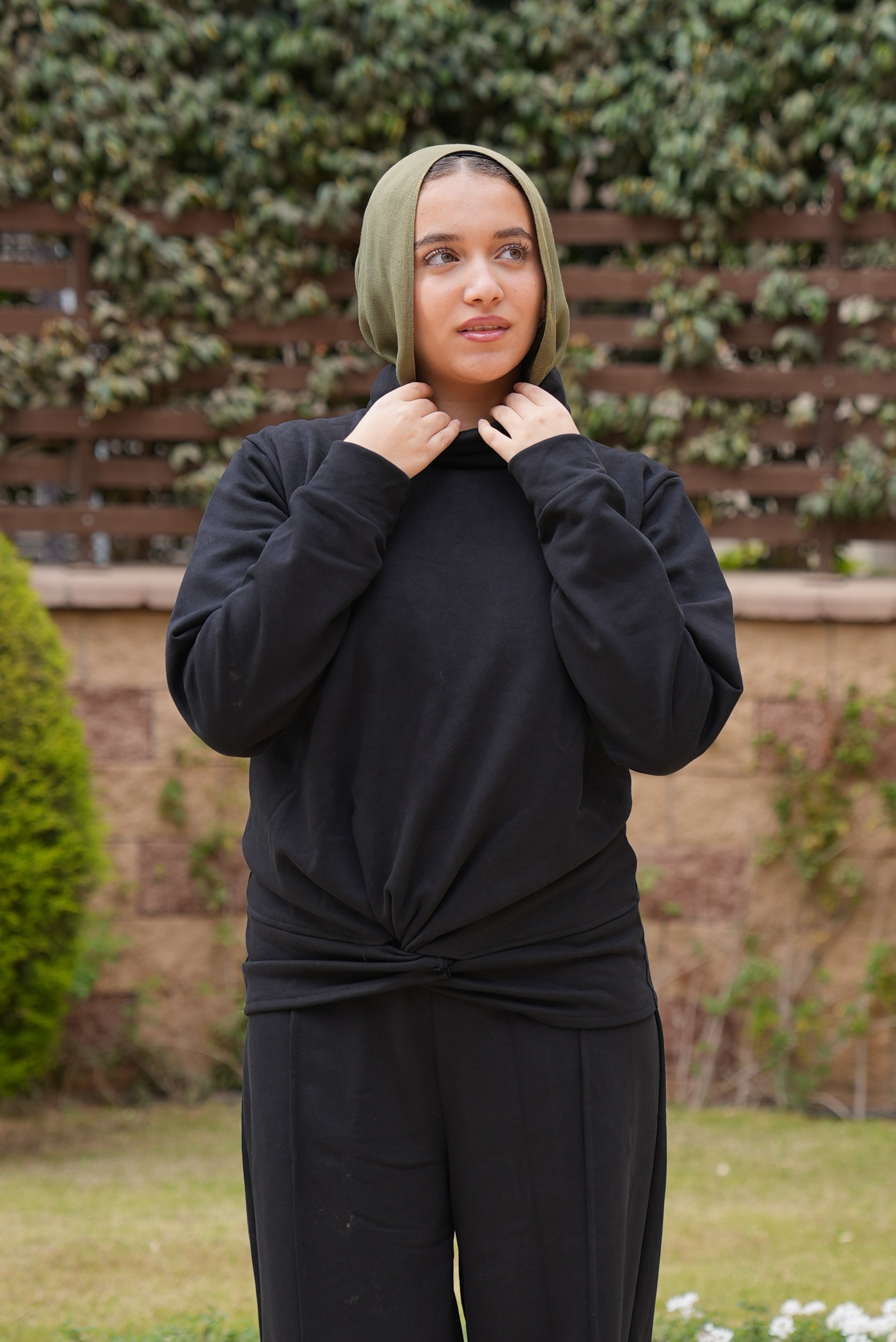 Front knot Melton Set for Women