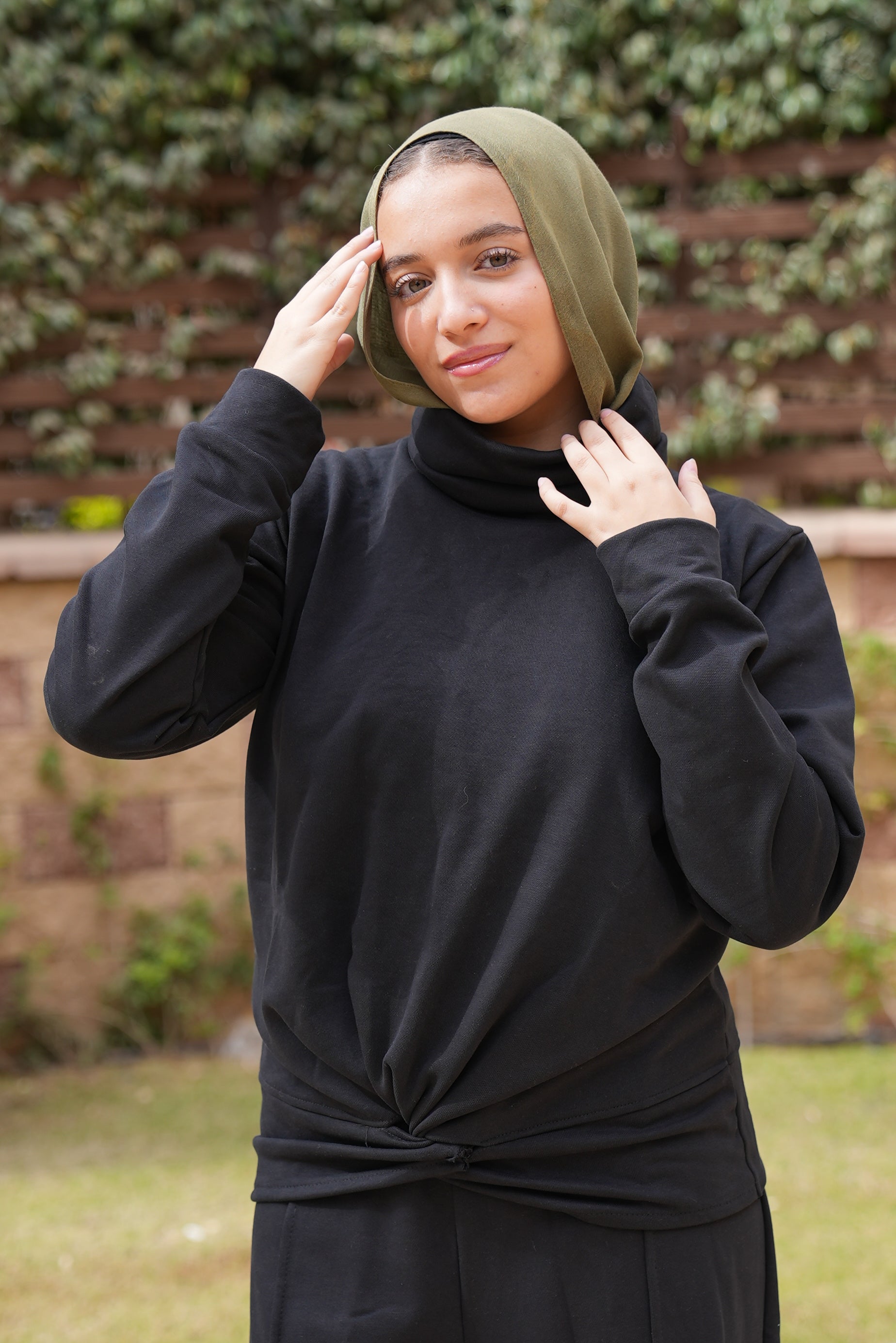 Front knot Melton Set for Women