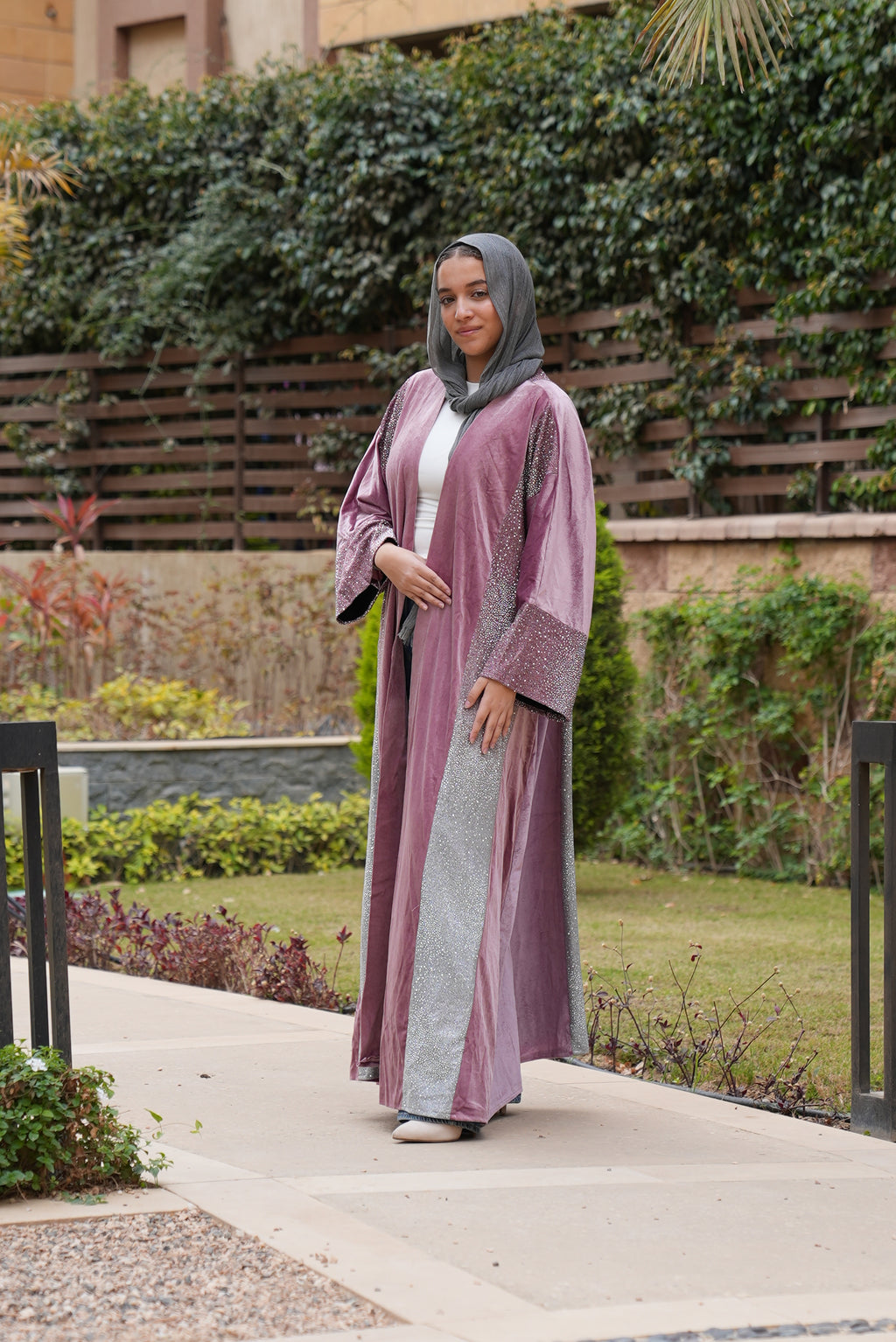 A dusty-rose velvet kaftan